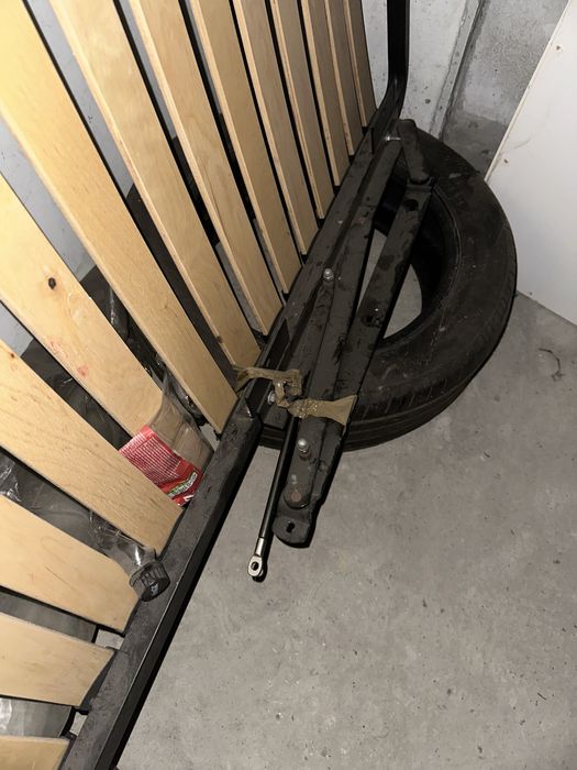 Stelaz metalowy do łózka 160x200 cm