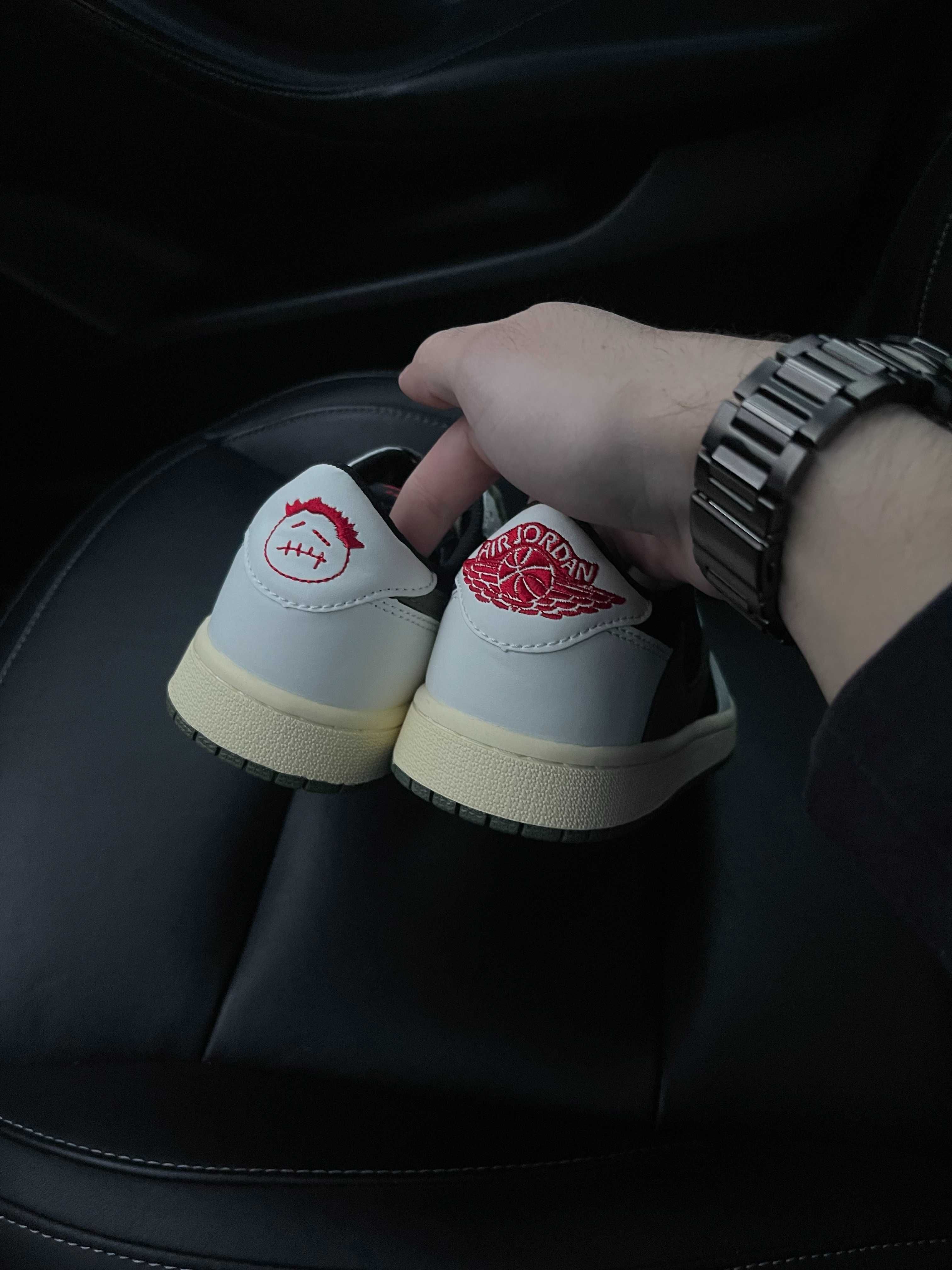 Кросівки Jordan 1 Low «Olive» Travis Scott кроссовки