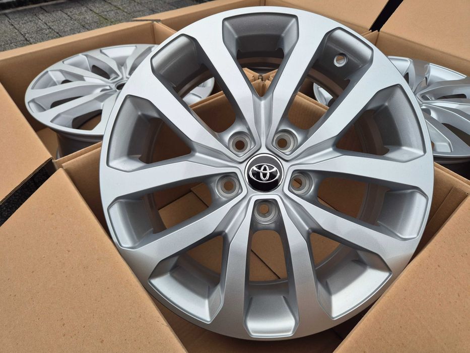 Felgi 17 TOYOTA Corolla, Cross Avens Camry Auris Yaris Cross C-HR Camr