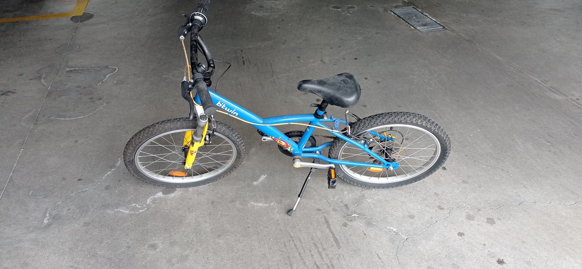 Bicicleta de crianca