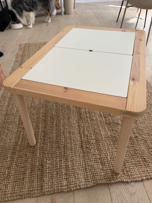 Stolik dziecięcy Ikea Flisat
