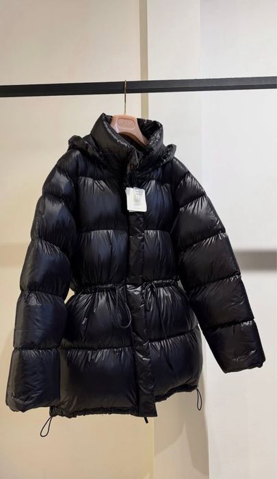 Пуховик зима VICoLO Італія р.М