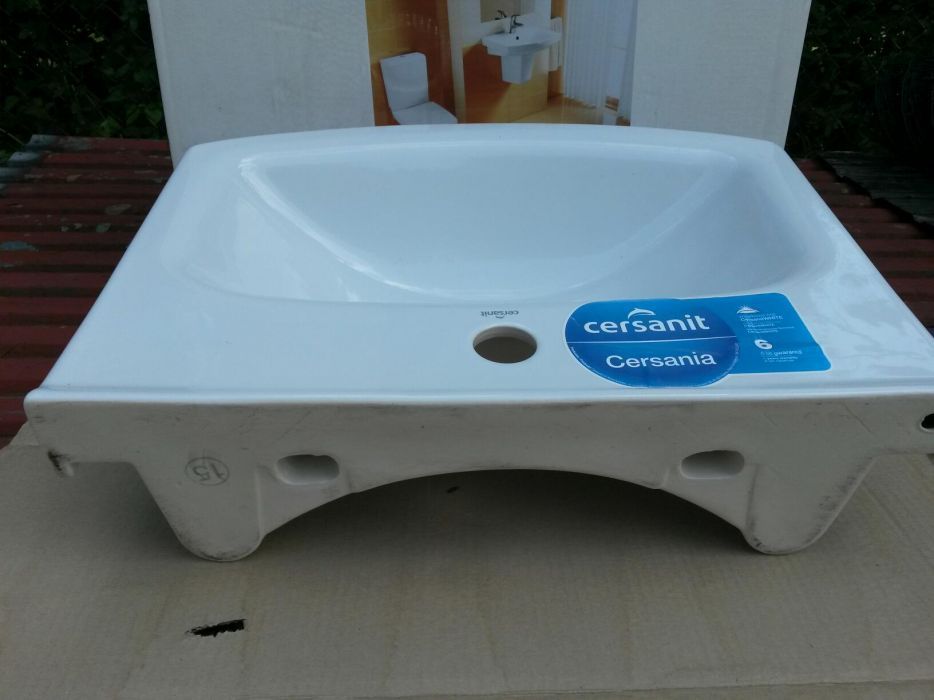 Umywalka Cersanitowa Carina50