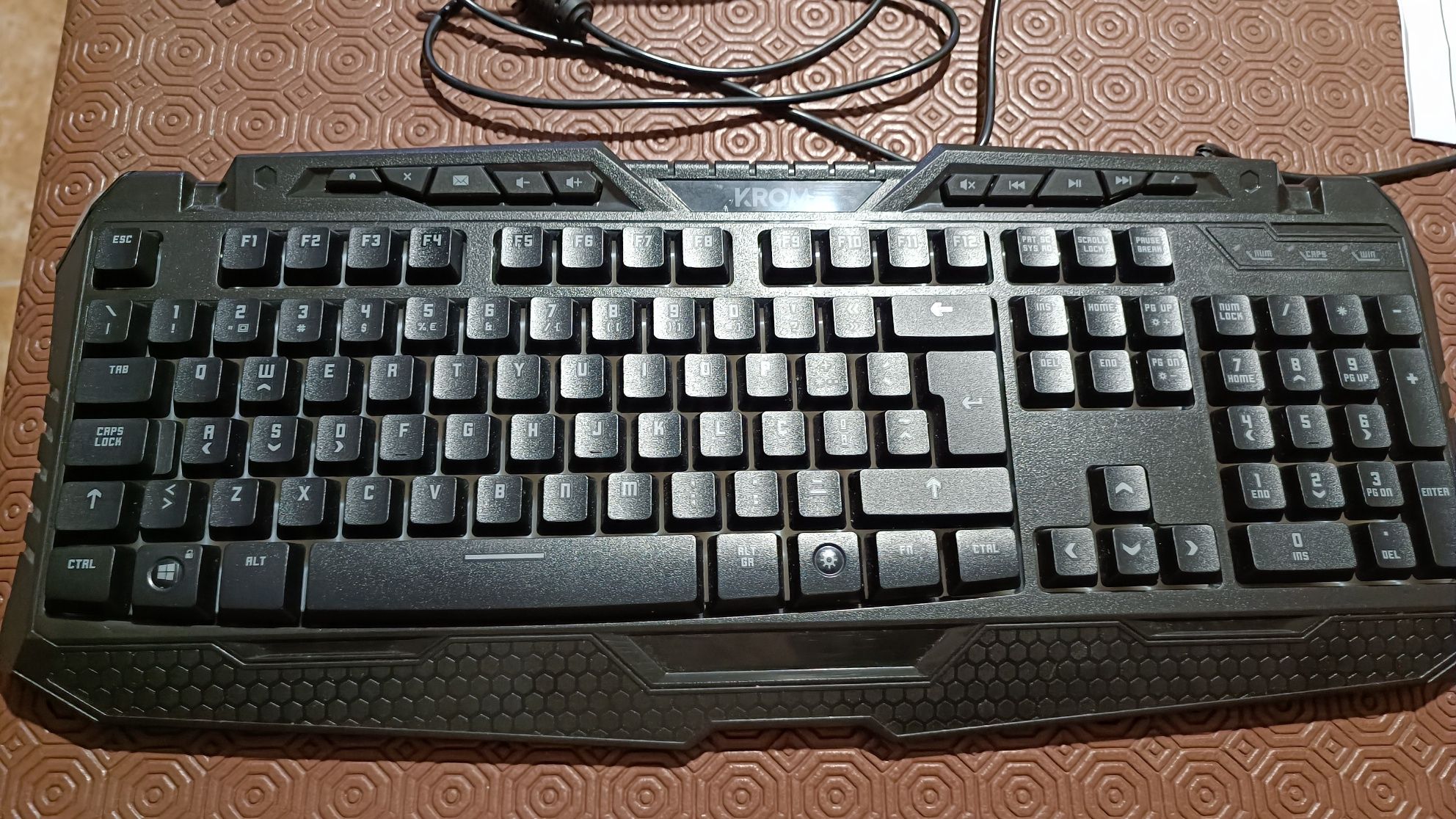 Teclado gaming com LED's