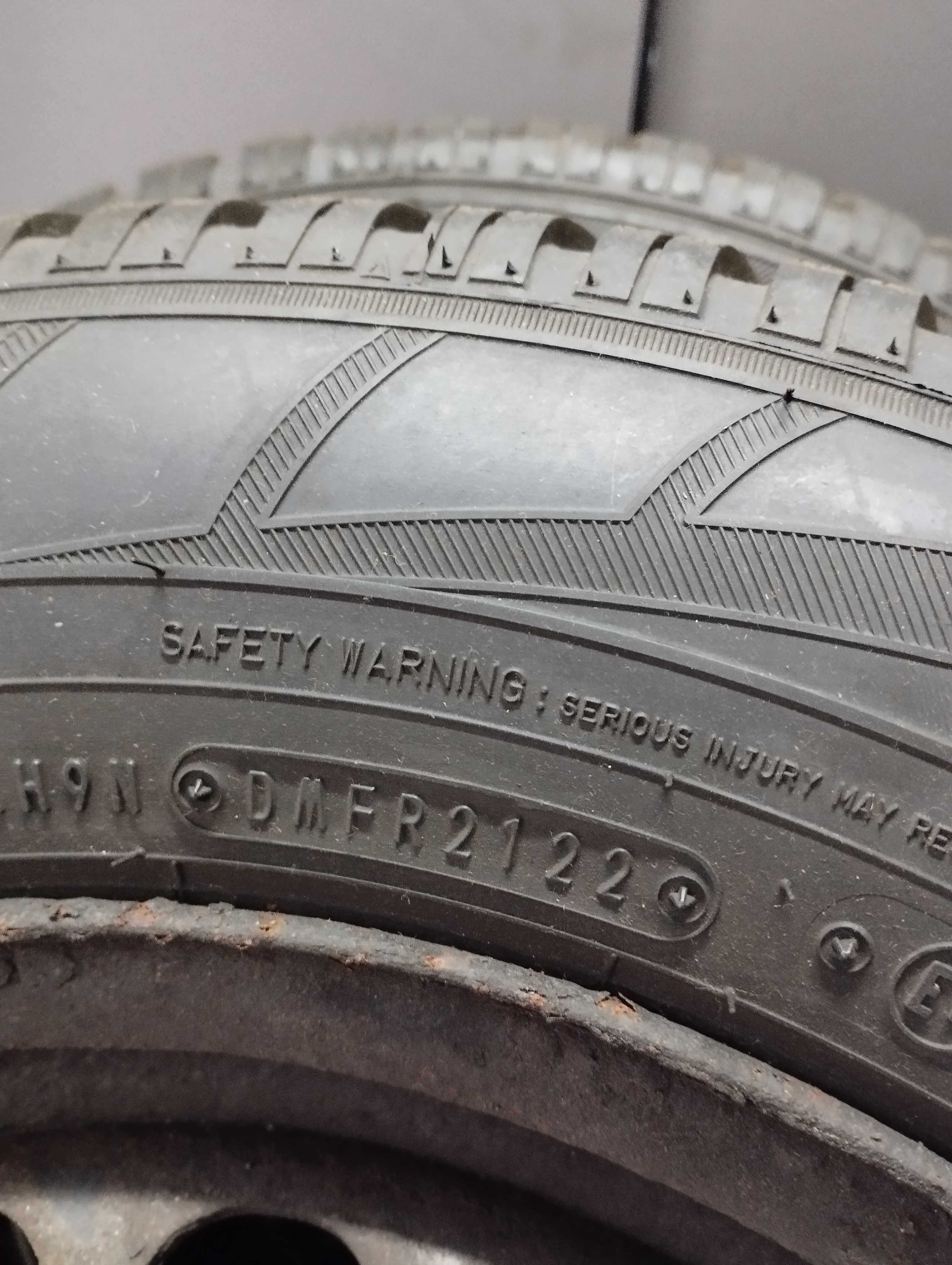 Opony zimowe Falken 195/65 R 15 z felgami 5x112 skoda VW