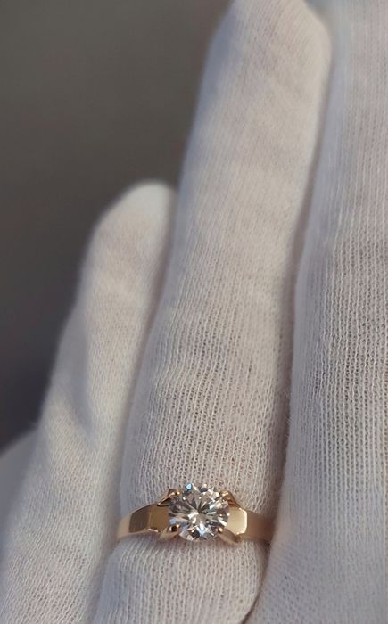 Золота каблучка "Ідилія" нова 585 проба