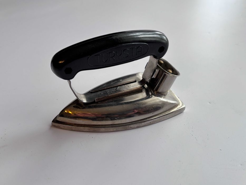 Żelazko małe turystyczne z czasów PRL