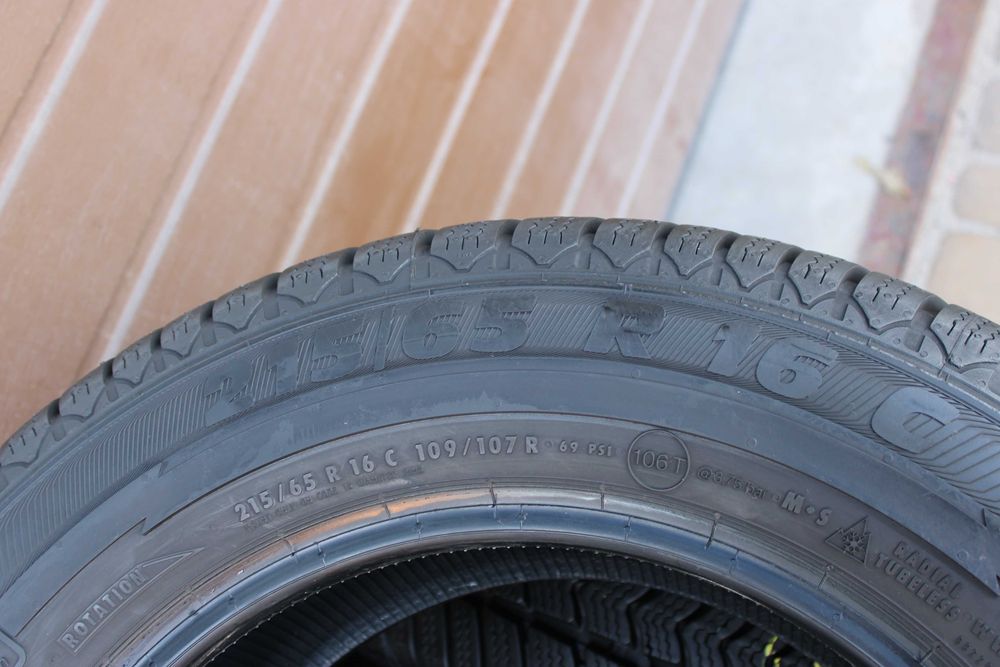 215/65R16C Semperit Van-Grip 2 109/107R 2019r. Demo 4szt.