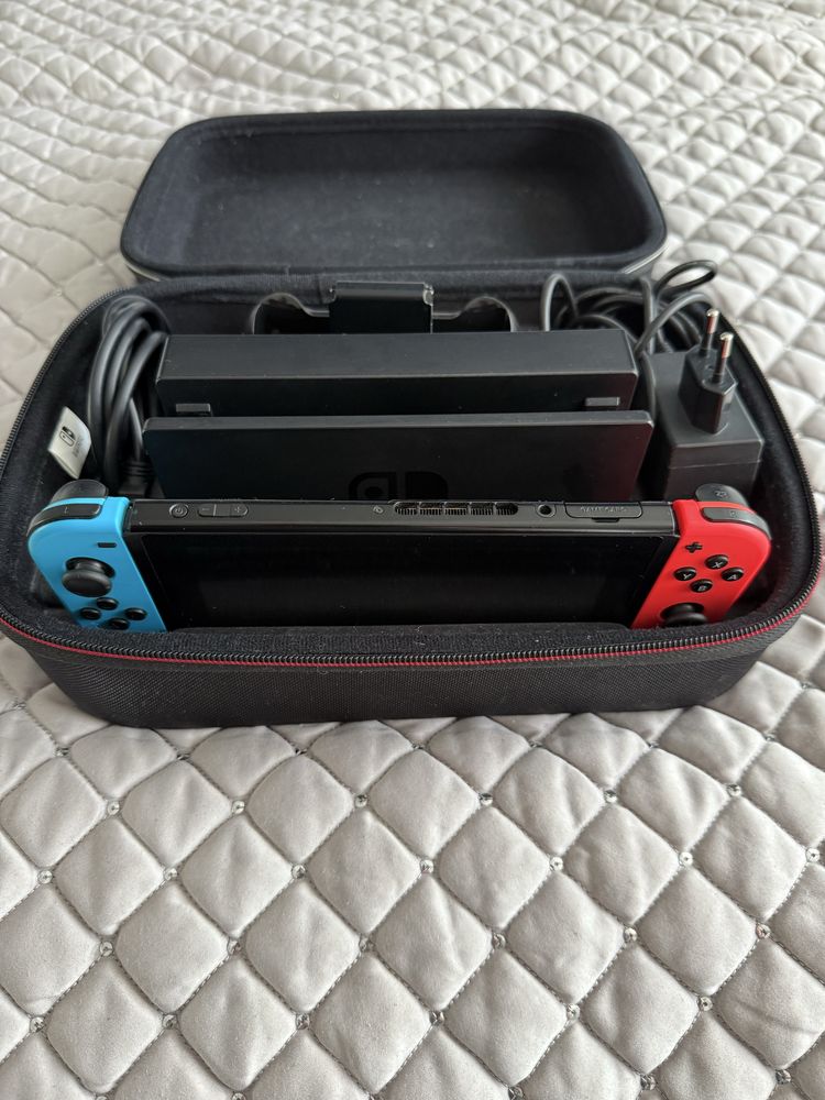 Nintendo Switch + 3gry