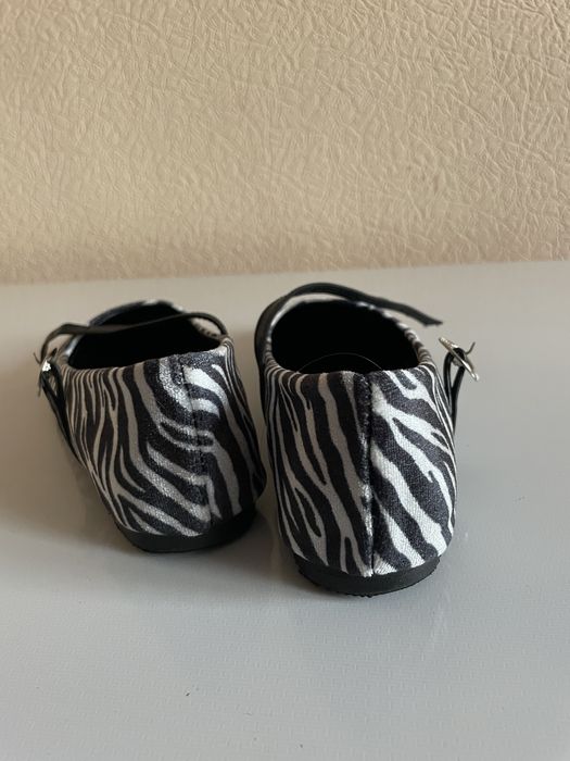 балетки мері джейн mary jane з ремінцями зебра