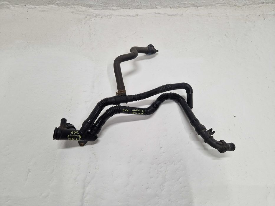 Przewód Wąż Przewody Wody Chłodzenia Peugeot 307 1.4 HDI Citroen C3