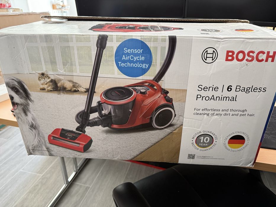 Aspirador sem Saco BOSCH BGS41PET1 Série 6 ProAnima