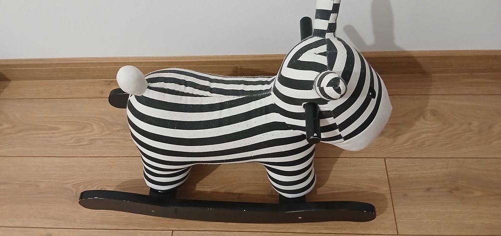 Konik na biegunach bujany zebra w paski KIDS concept