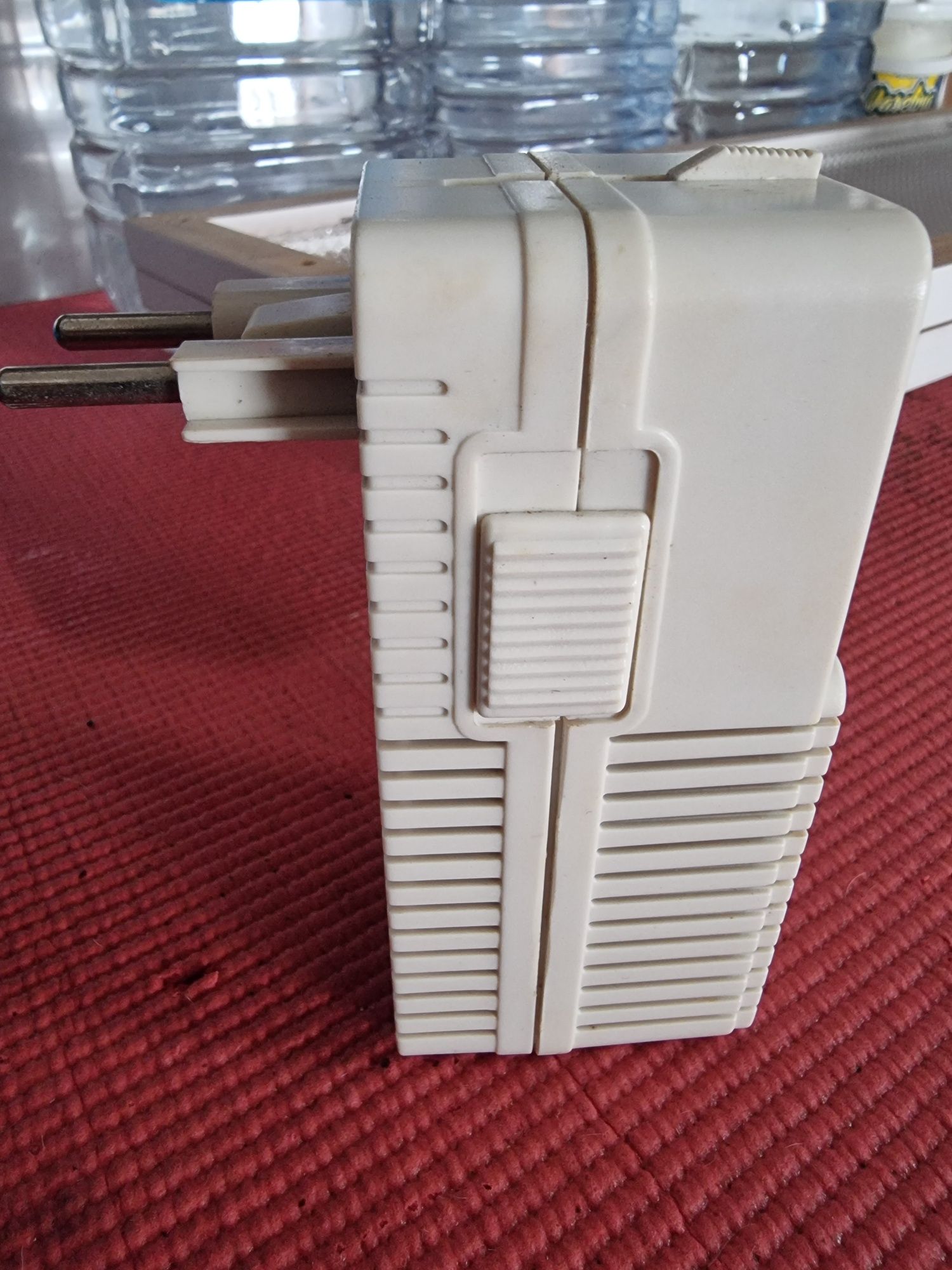 Transformador 220v/110v