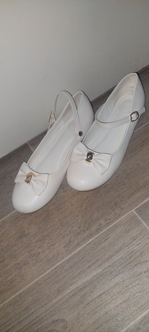 Buty na komunie lub inna okazję 37 i 38
