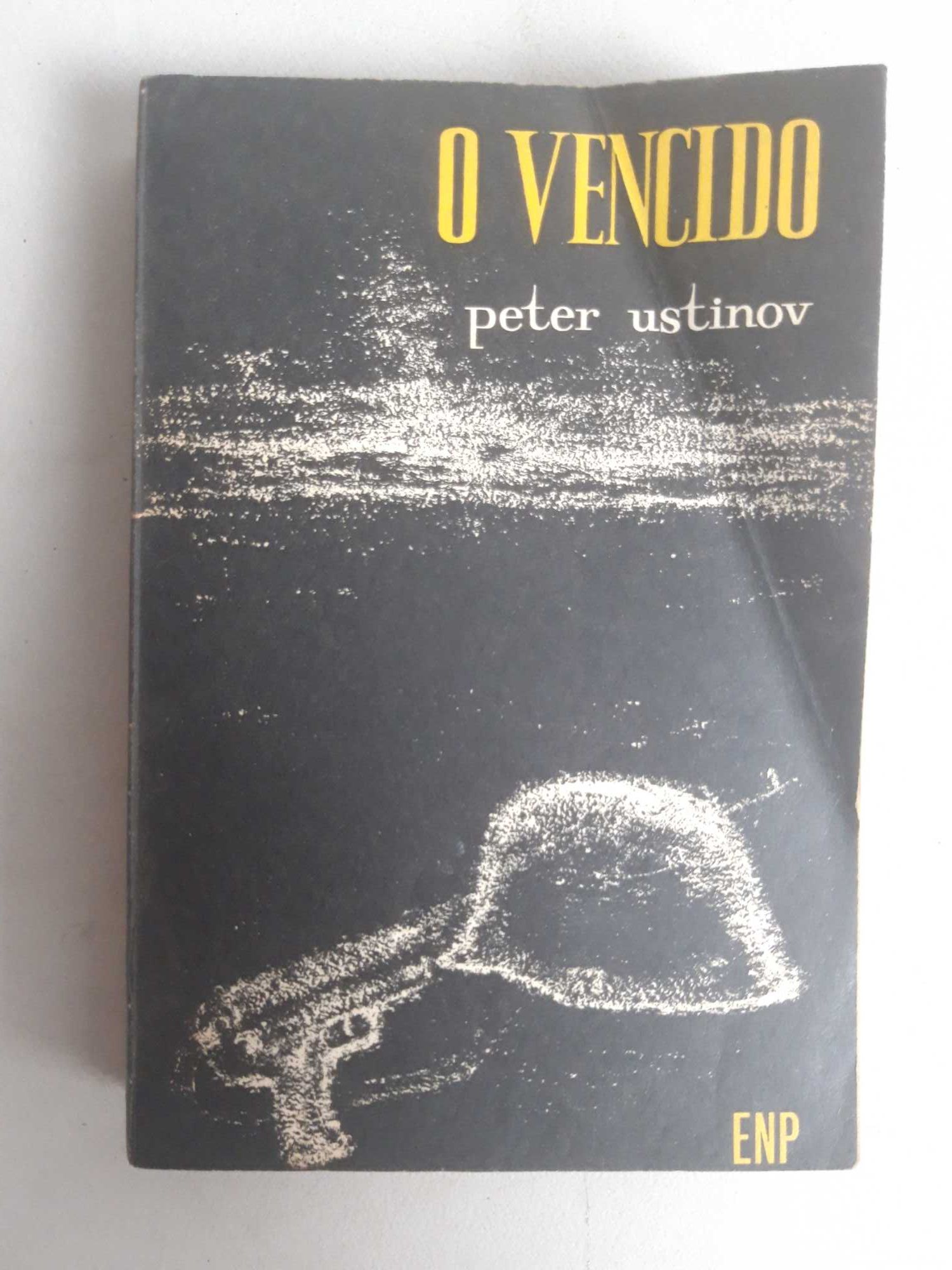 Livro PA-1 - Petr Ustinov - O Vencido