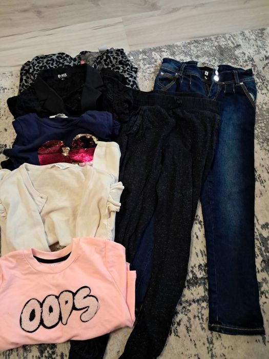 Komplet ubrań dla dziewczynki 134