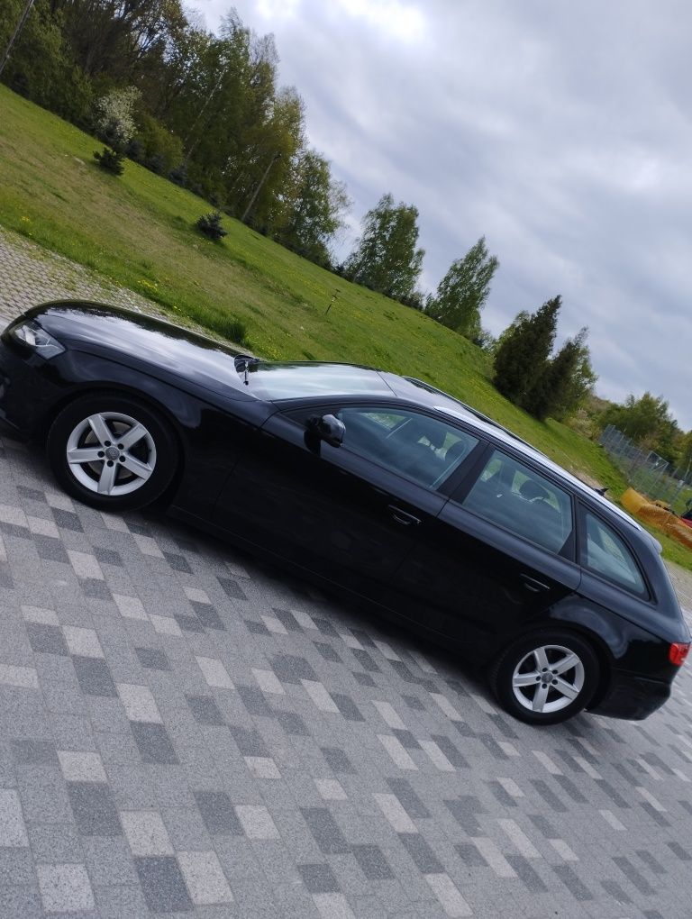 Audi a4 B8 2.0 TDI 170km Ledy s line