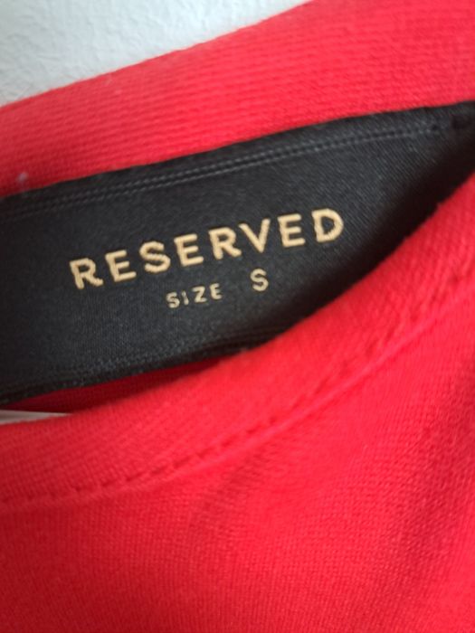 Sukienka czerwona Reserved