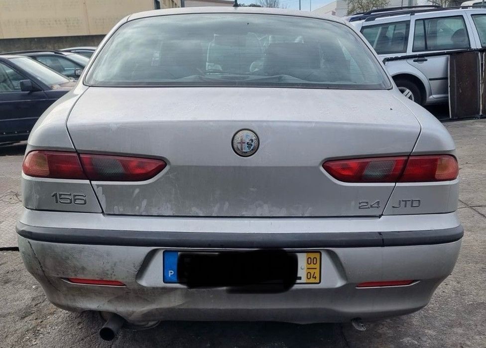 ALFA ROMEO 156 2.4 JTD de 2000 disponível para peças