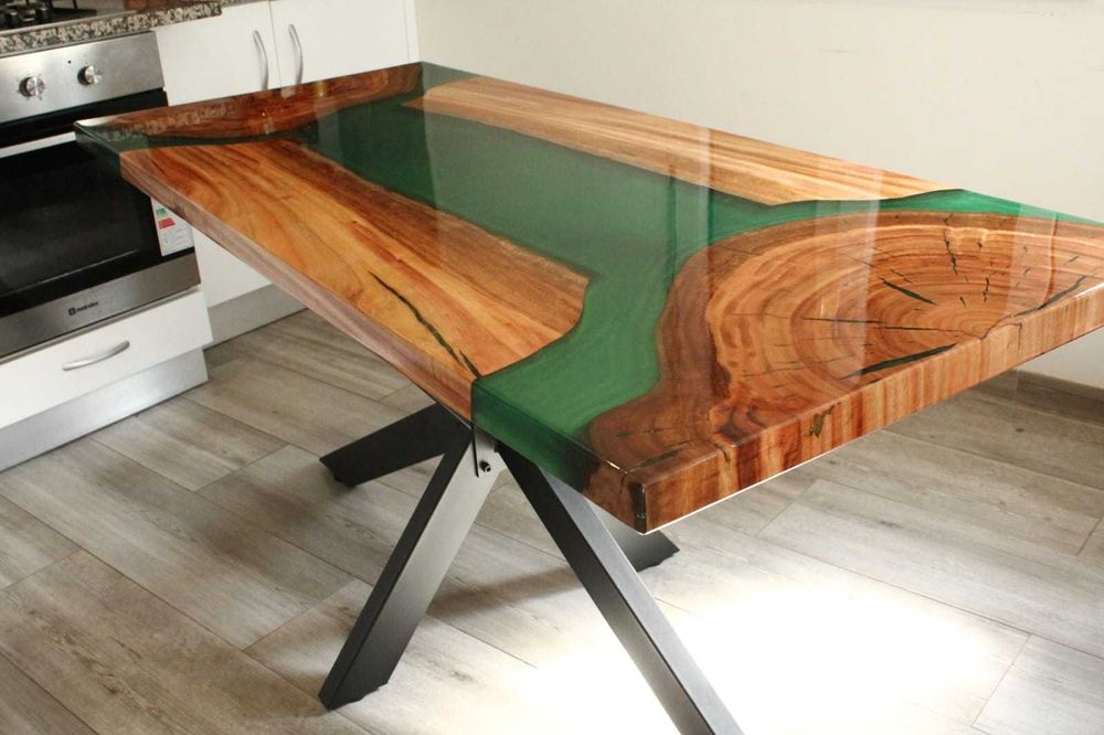 Mesa exclusiva em epóxi