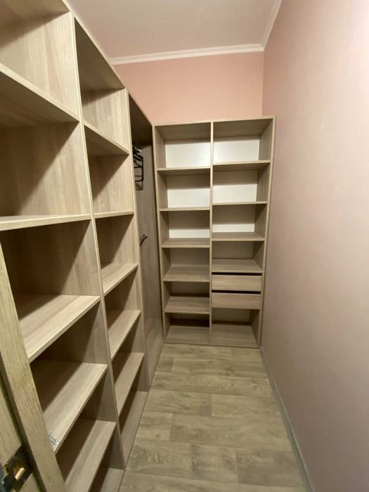 Продам простору Євро2 кімнатну квартиру з ремонтом. Оф.2%.Без комісії!