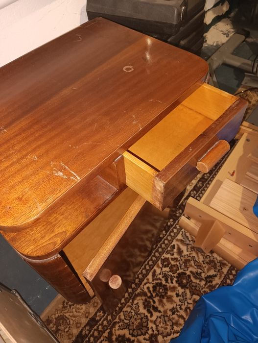 Stolik nocny, nakaslik, PRL