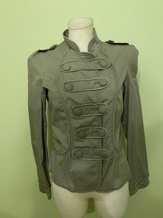 Katana na guziki Reserved M