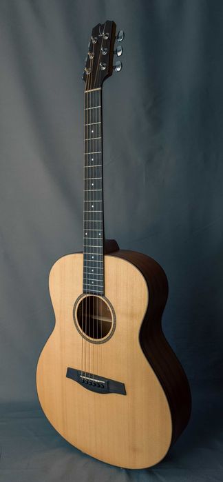 Nowa gitara akustyczna lutnicza Andrieja Kibin – A-style + futerał