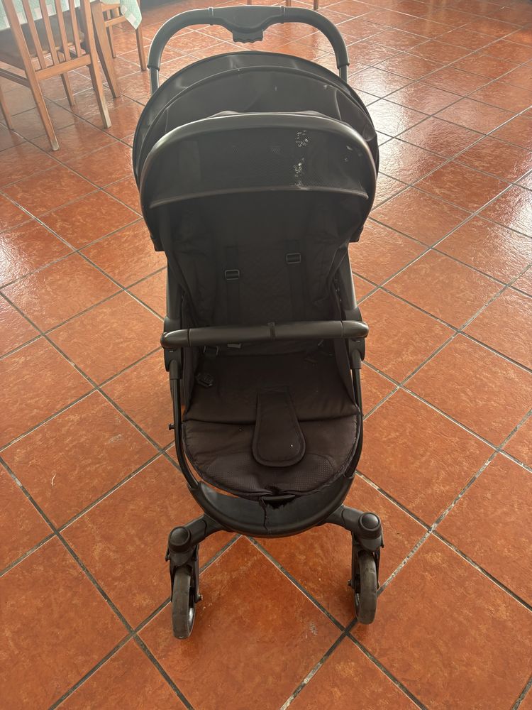 Carinho de passeio para bebe