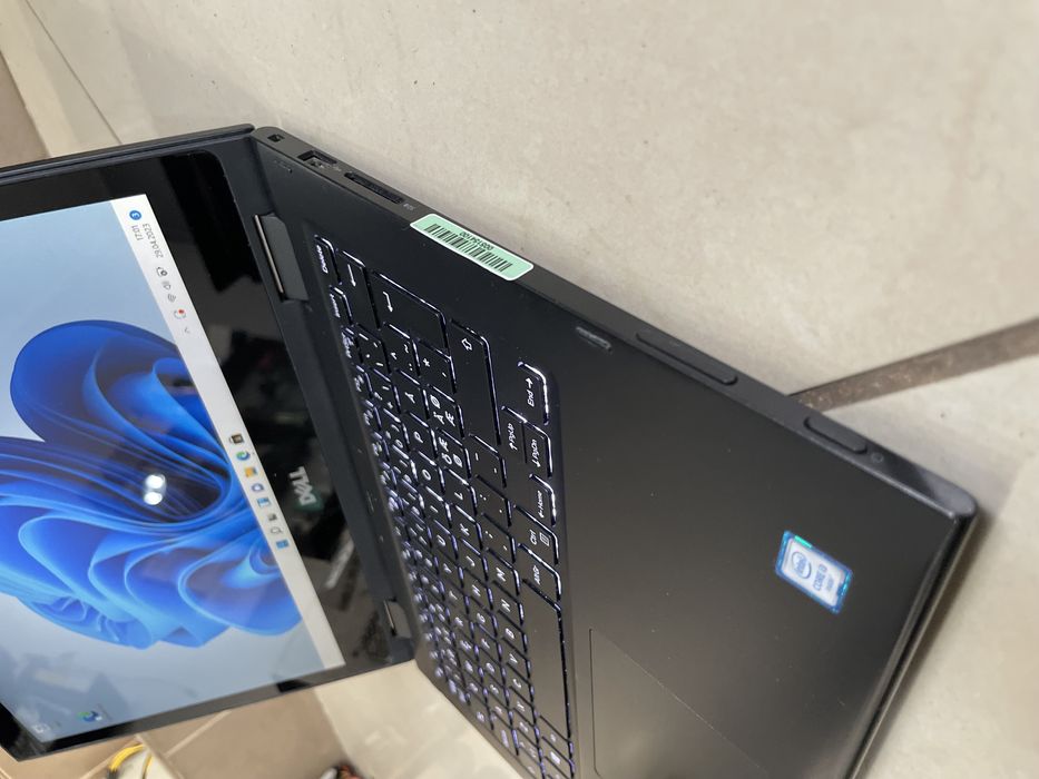 Dotykowy Dell Latitude 3390 13 i3 8 GB /256 GB