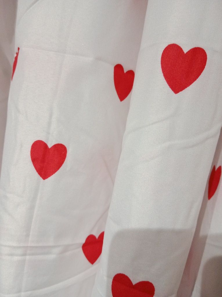 Nowe zasłony w serduszka do pokoju dziecka