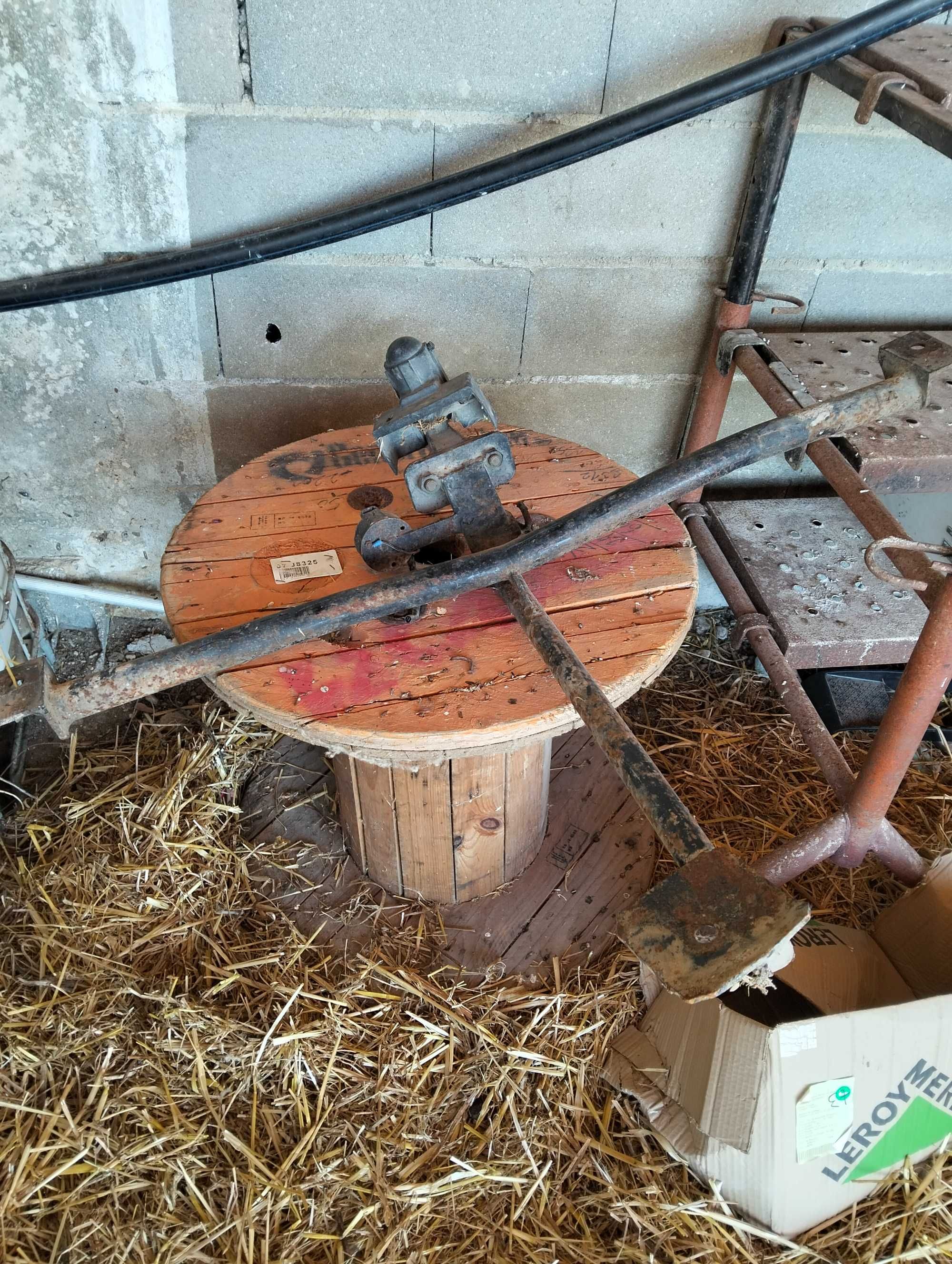 Vendo engate de Mercedes 190