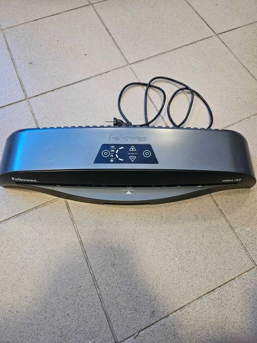 Laminator FELLOWES Calibre A3 Szerokość laminacji 320mm Nagrzew. 1min