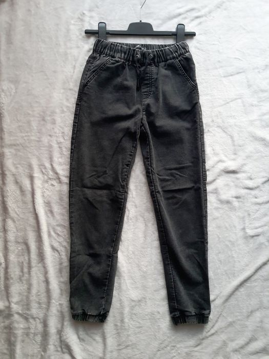 Joggery damskie Cropp