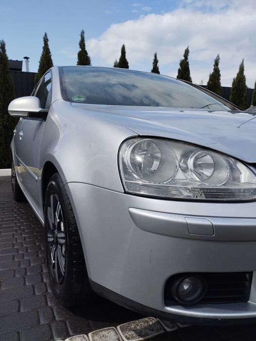 ПРОДАМ Volkswagen  golf V