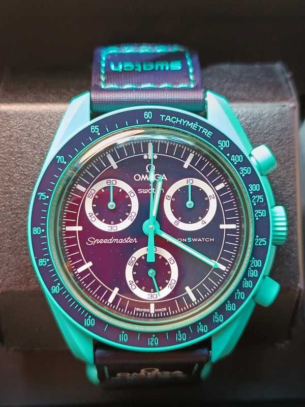 Omega x Swatch Earth SO33L103 - Modne polarne światła na tle Ziemi