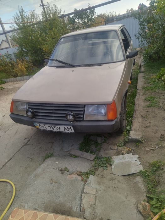 Продам таврию на ходу