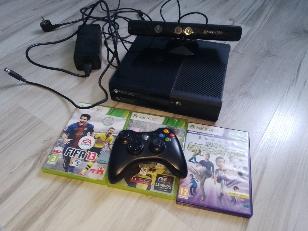 Zestaw  Konsola+ Kinect Xbox 360 plus  pad + zasilacz  3 gry