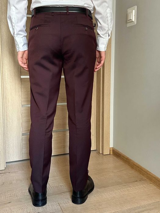 Garnitur męski bordowy BYTOM