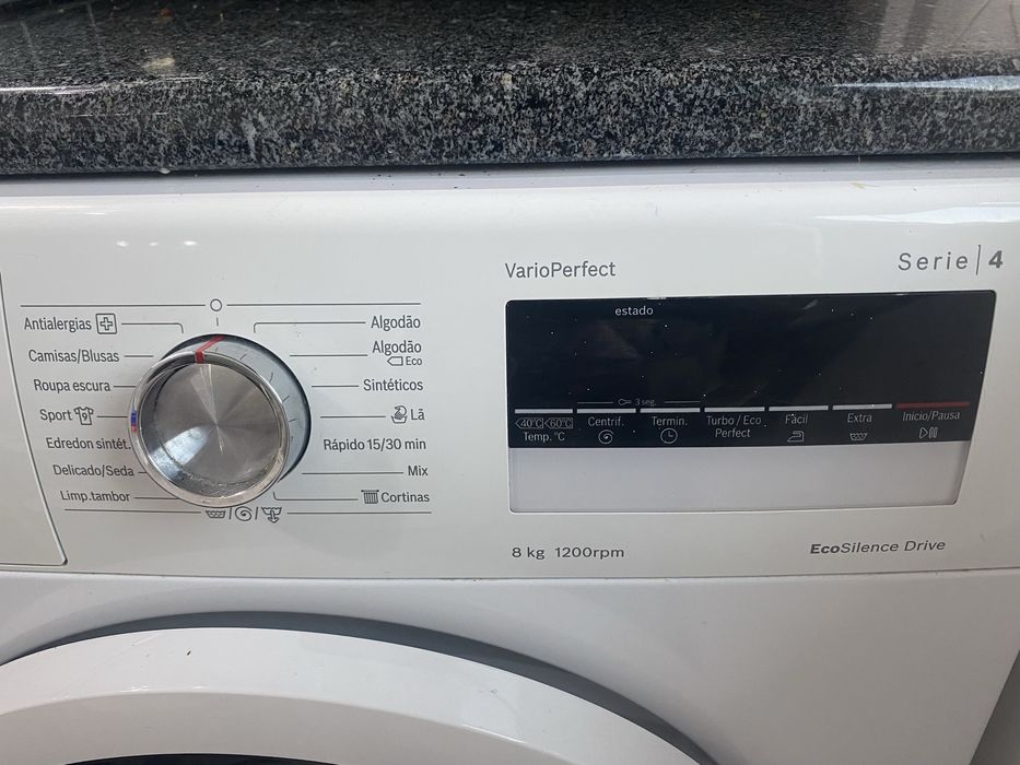 Pack máquina de lavar roupa Bosch e máquina de sacar roupa Miele