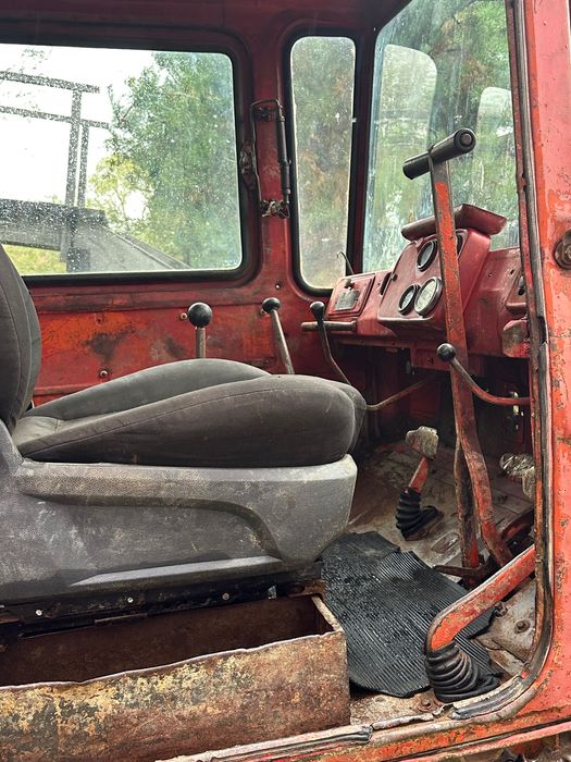 Вгтз ДТ75 трактор гусеничний