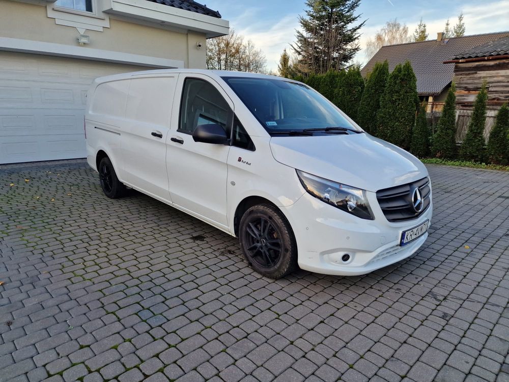 Wynajem busów, samochodów dostawczych Mercedes Sprinter/Vito