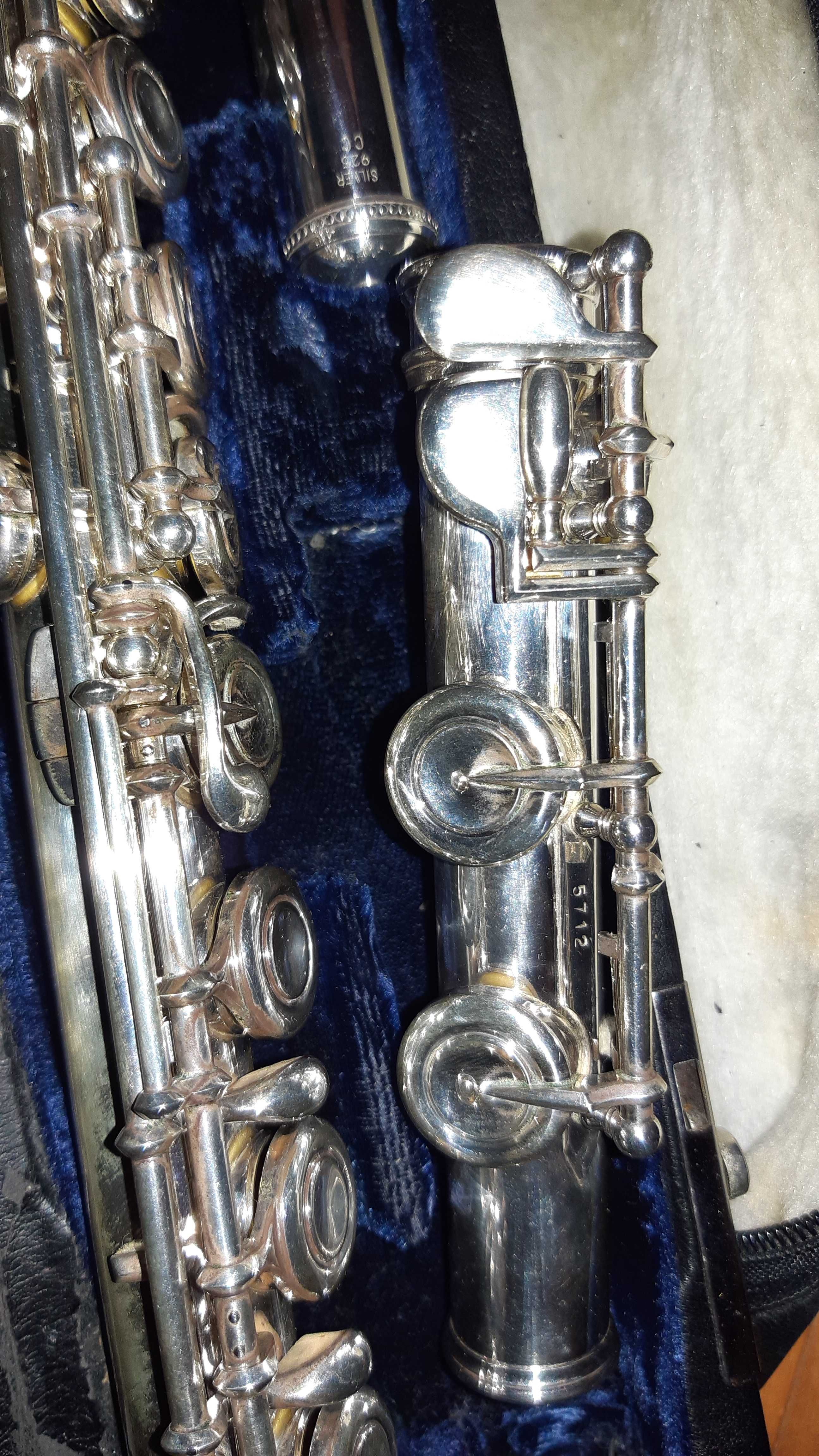 Flauta Transversal Yamaha YFL  814 Japan (prata pura)