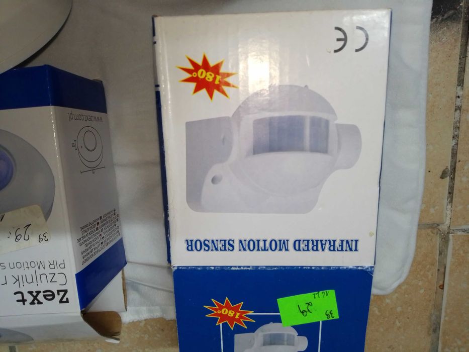 Czujniki ruchu 2 szt 180° i 360°