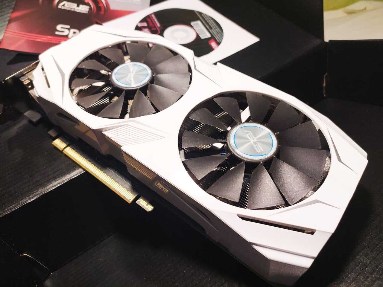 відеокарта Asus Dual GeForce GTX 1070 OC на вісім гігабайт пам"яті