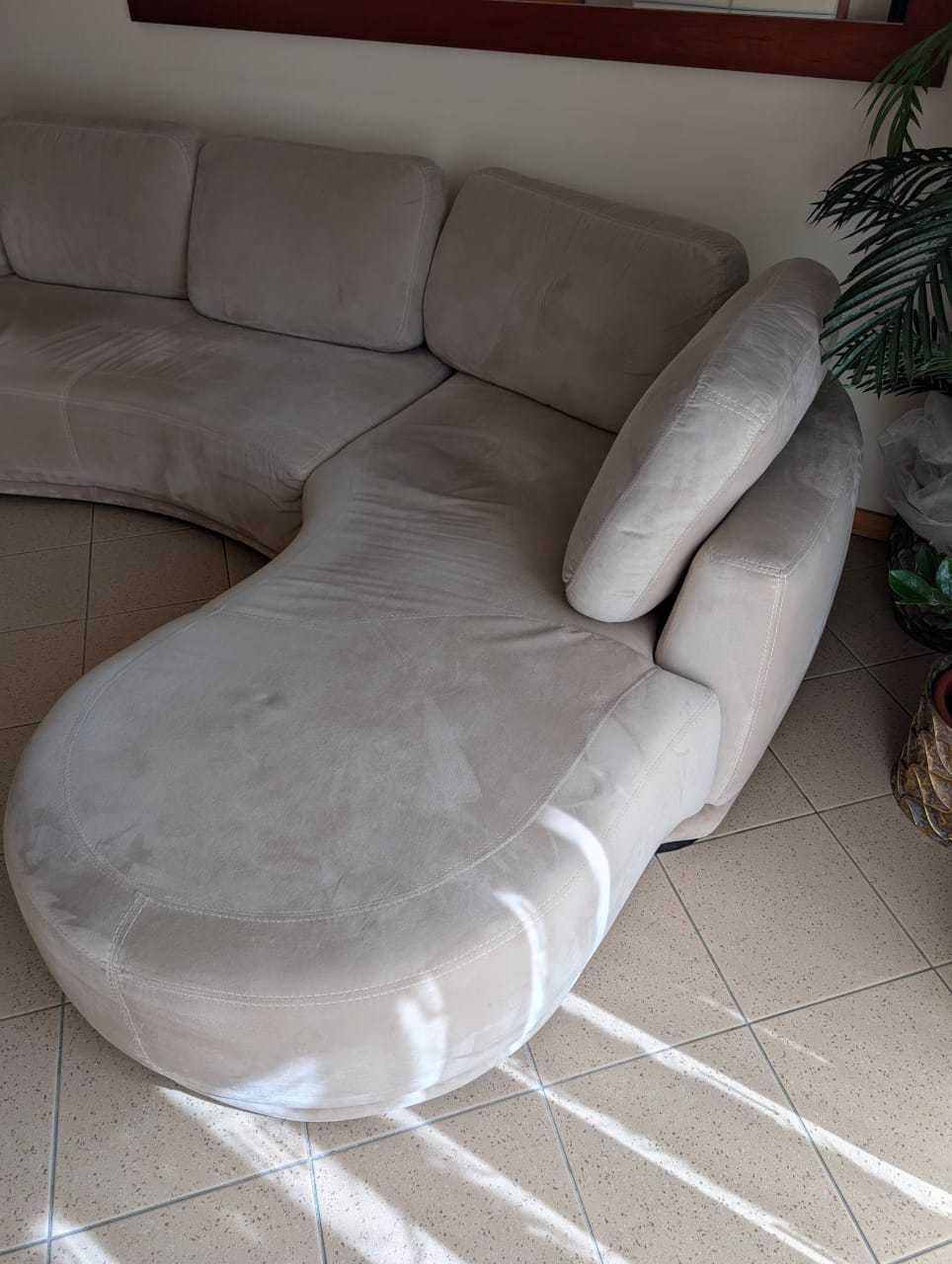 Sofá de Canto em Veludo Bege