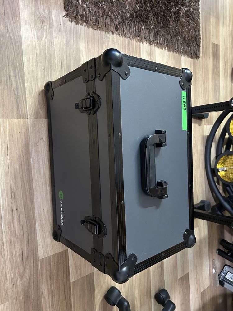 Showtec kanjo spot 60 + case lub bez