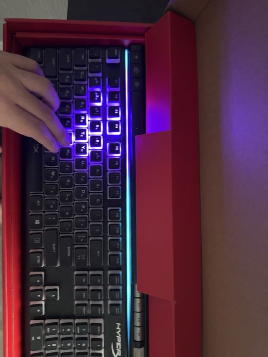 Клавіатура HyperX Alloy Elite 2