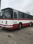 Автобус лаз